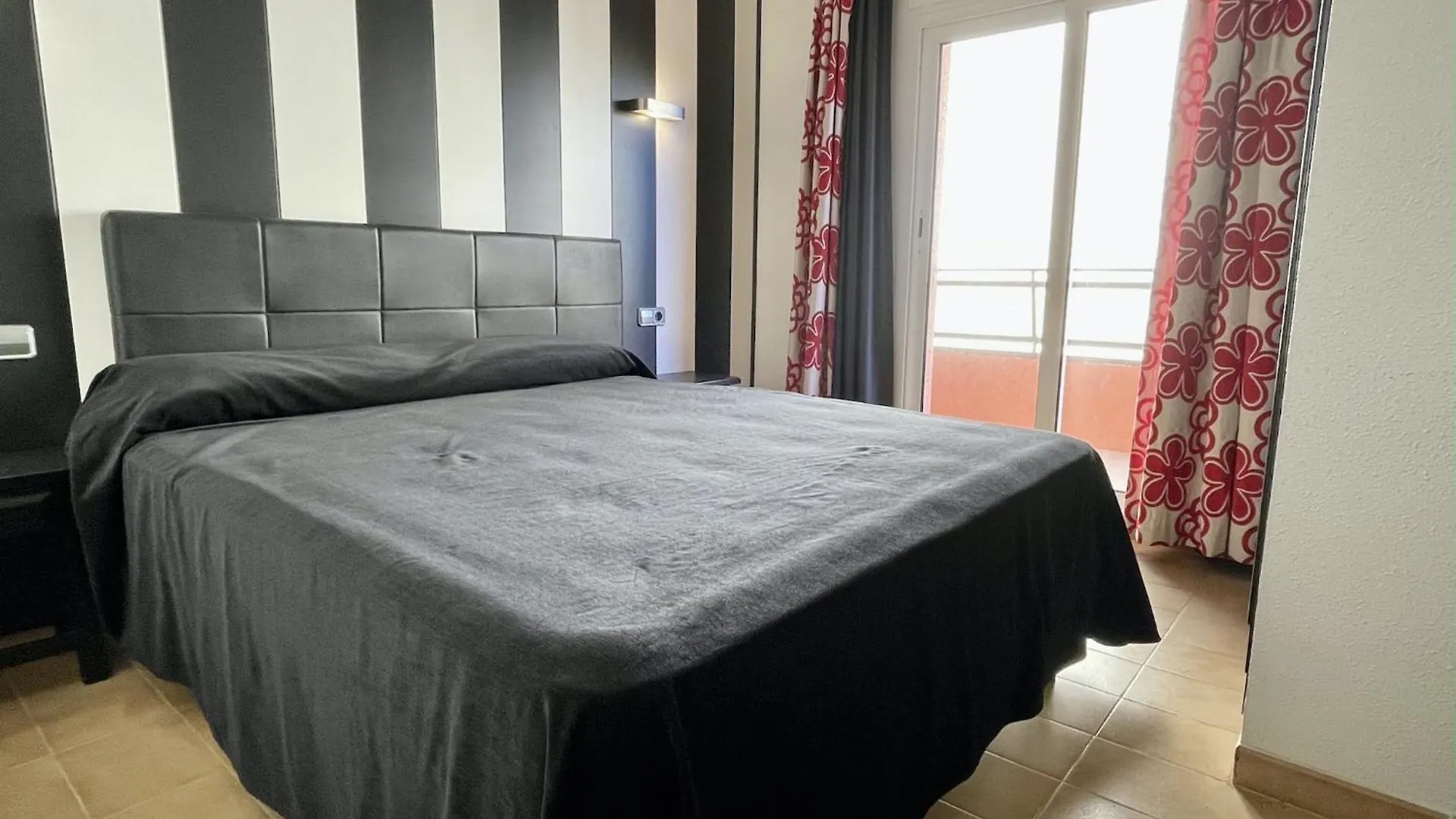 Apartment Salles Beach 33 L'Estartit Spain