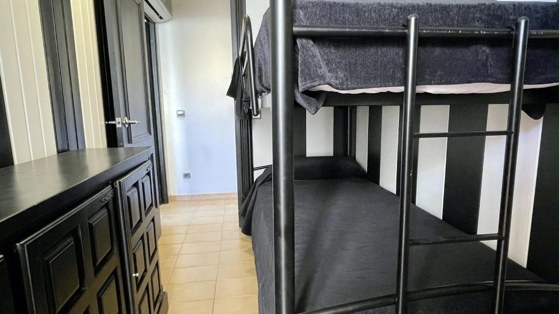 Salles Beach 33 L'Estartit 0*,  Spain